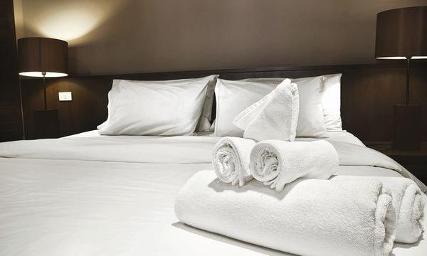 None Hotel None None Hotel None